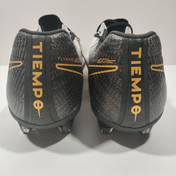 Nike Tiempo Legend 7 Elite FG Soccer Cleats - Picture 4 of 8